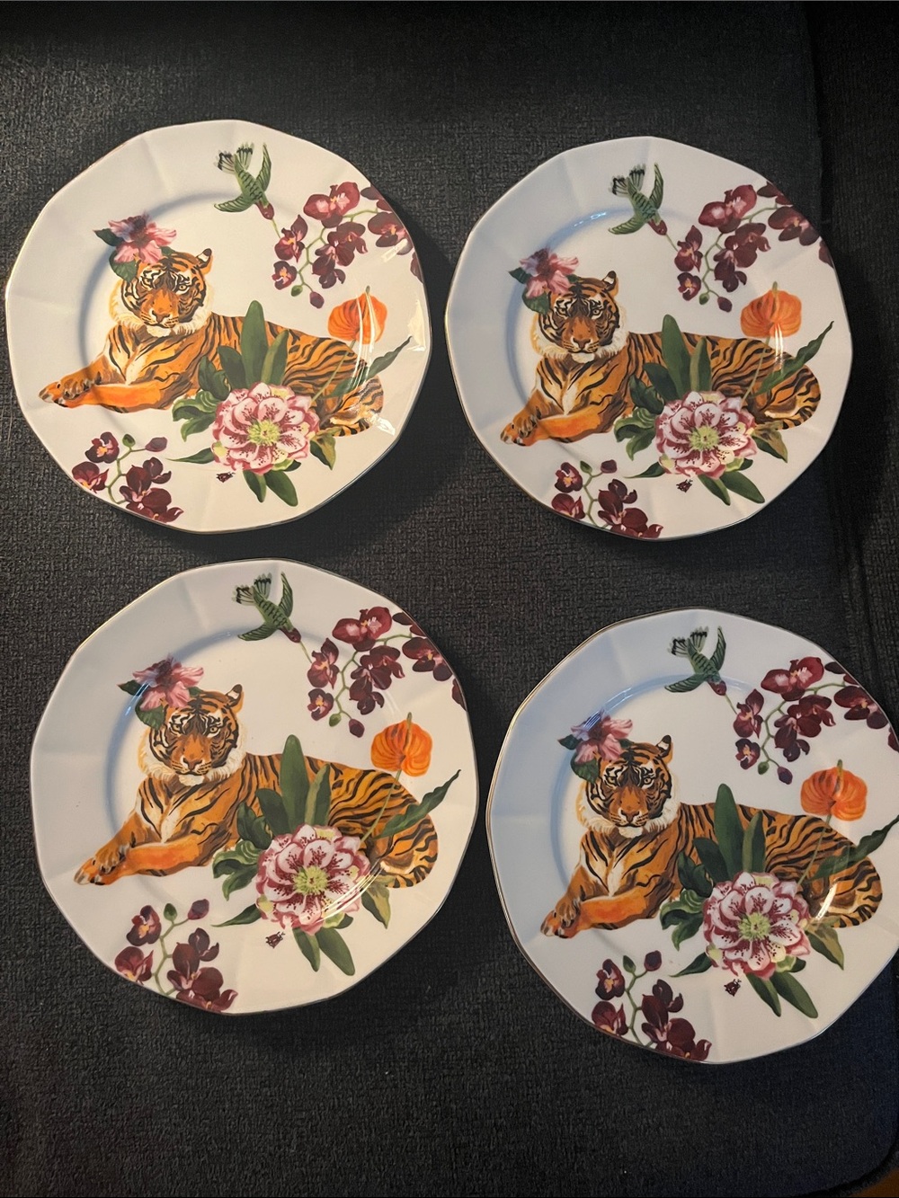 Anthropologie Tiger (salad dessert) plates (set of 4) in pristine condition! - Picture 4 of 5